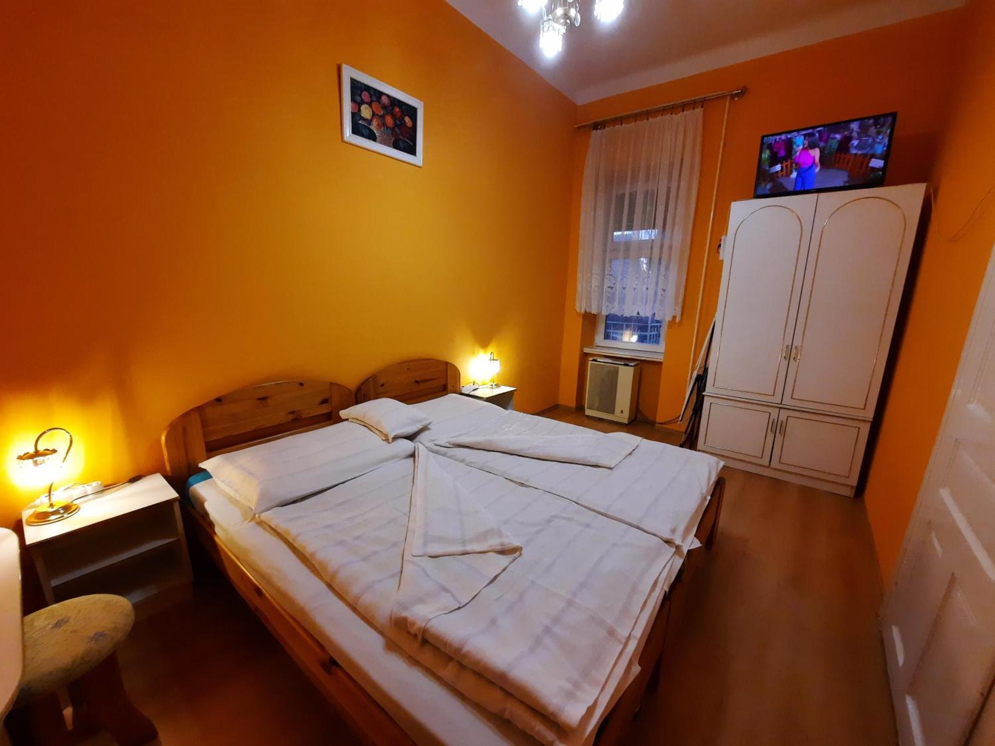 גיולה Gloria Apartman מראה חיצוני תמונה